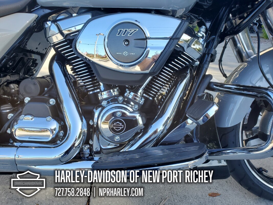 2025 Harley-Davidson Road Glide - Photo 5
