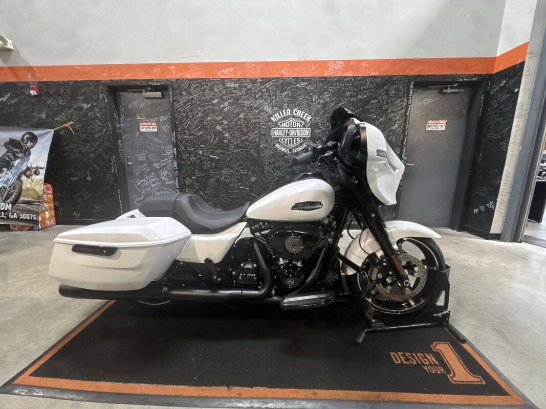 FLHX 2025 Street Glide