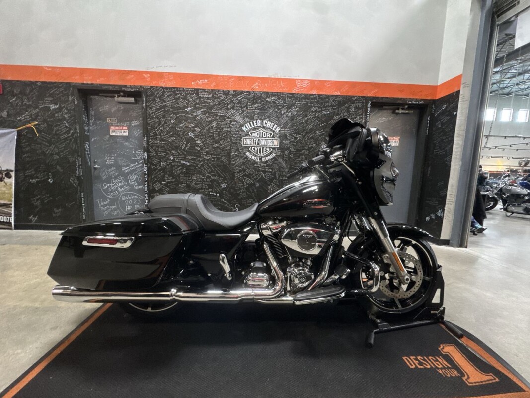 FLHX 2025 Street Glide