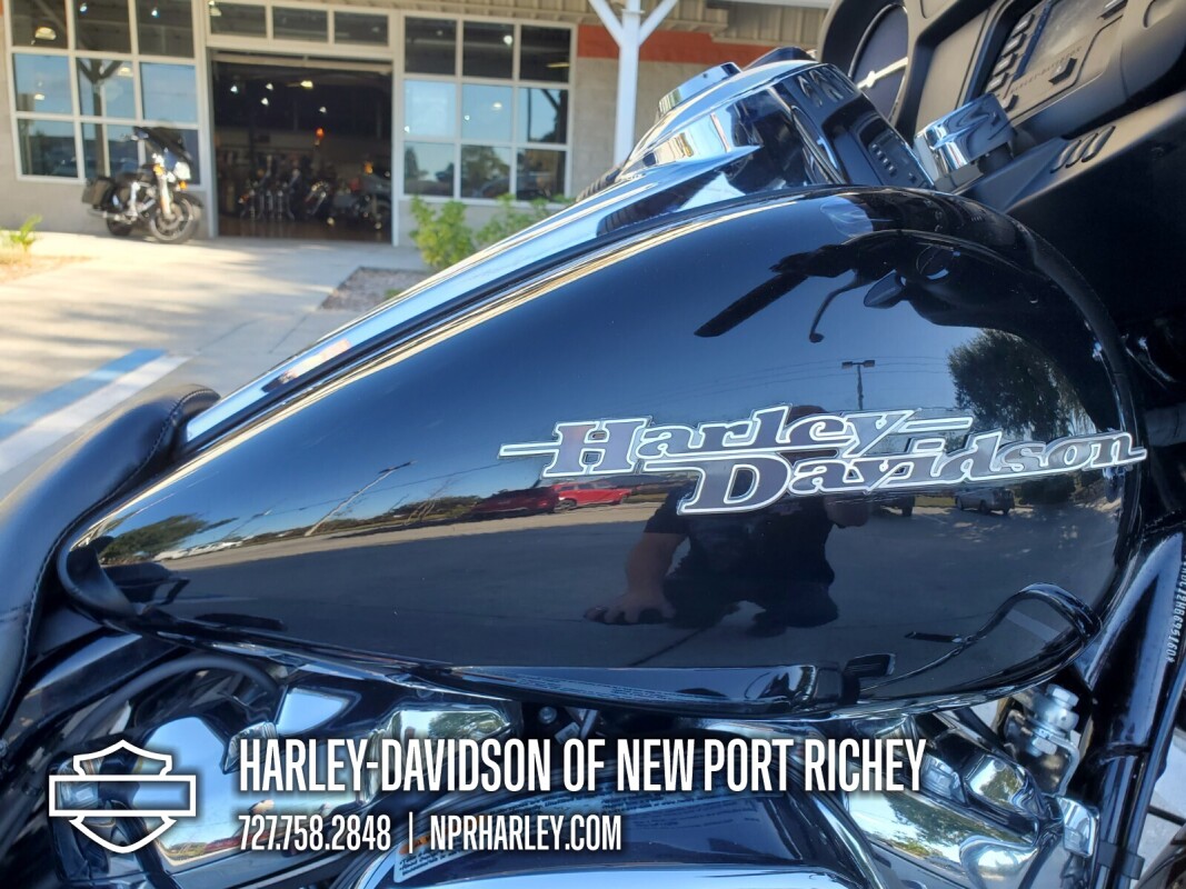 2017 Harley-Davidson Street Glide - Photo 4