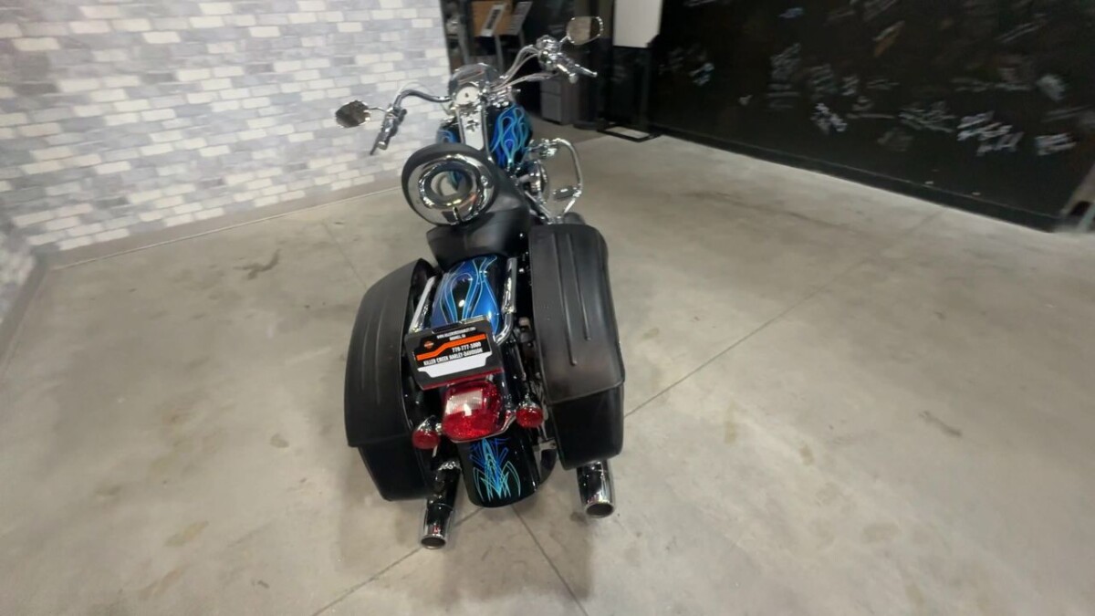 FLHRSI 2006 Road King Custom - Photo 3