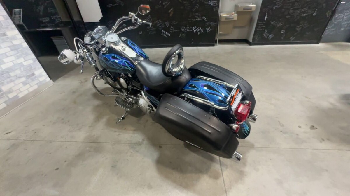 FLHRSI 2006 Road King Custom - Photo 2