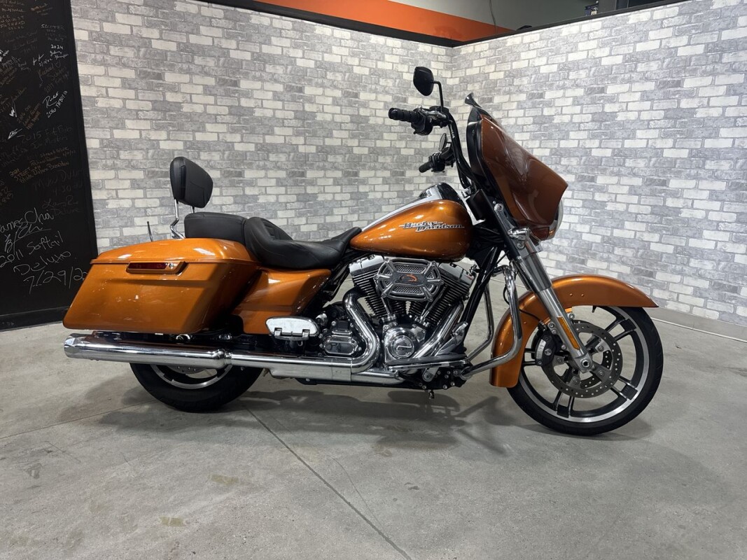 FLHXS 2016 Street Glide Special