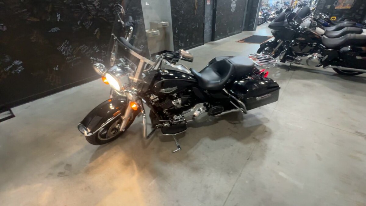 FLHR 2017 Road King - Photo 9
