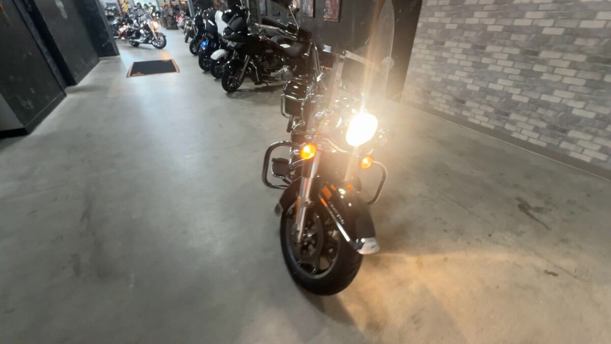 FLHR 2017 Road King - Photo 7