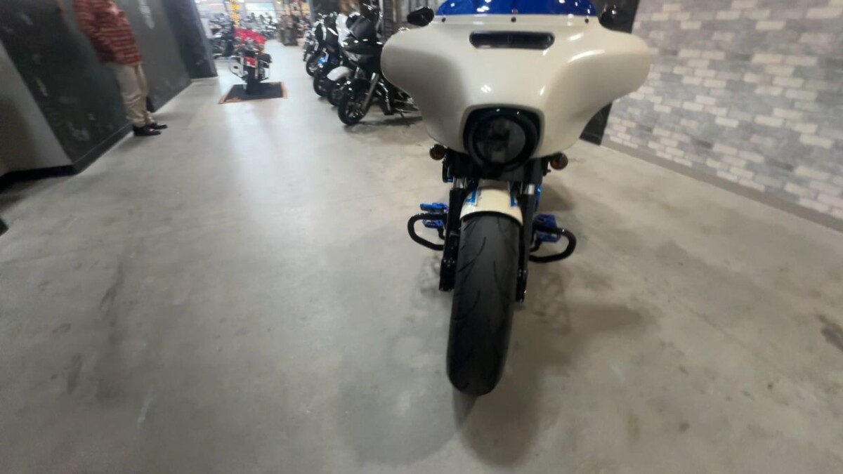 FLHXST 2023 Street Glide ST - Photo 7