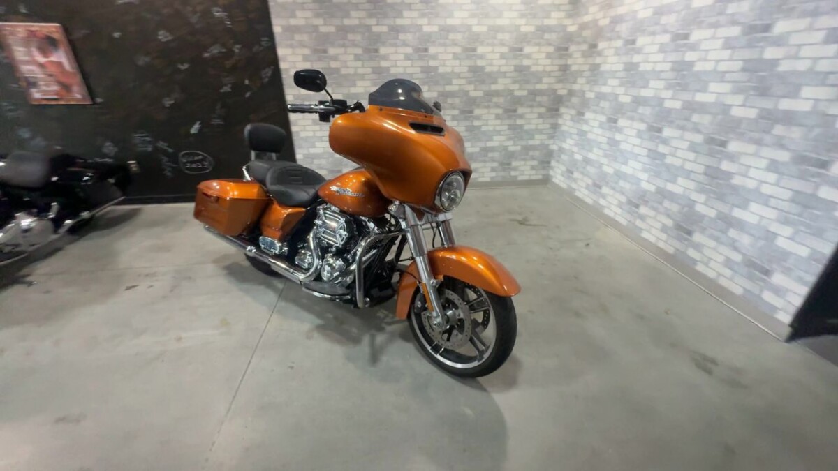 FLHXS 2016 Street Glide Special - Photo 6