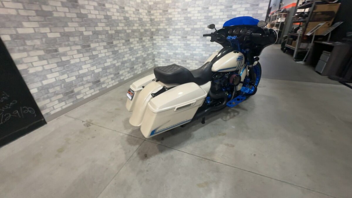 FLHXST 2023 Street Glide ST - Photo 4
