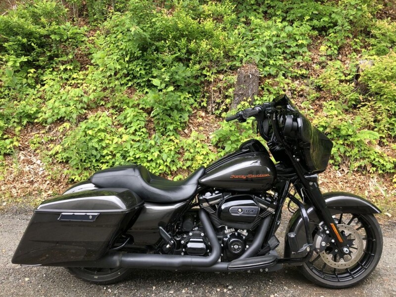 2019 Harley-Davidson® Street Glide® Special Silver Flux/Black Fuse