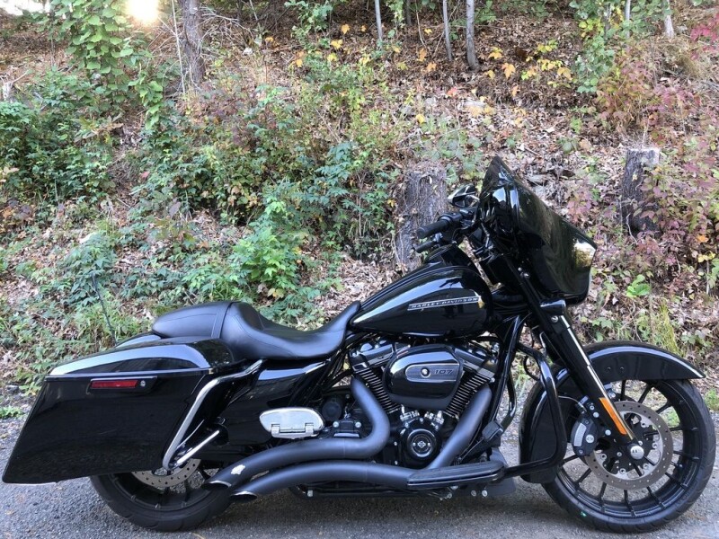 2018 Harley-Davidson® Street Glide® Special Vivid Black