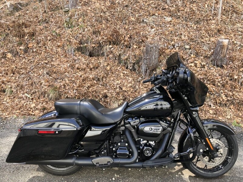 2020 Harley-Davidson® Street Glide® Special Vivid Black