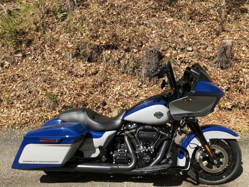 2023 Harley-Davidson® Road Glide® Special Bright Billiard Blue/Billiard Gray