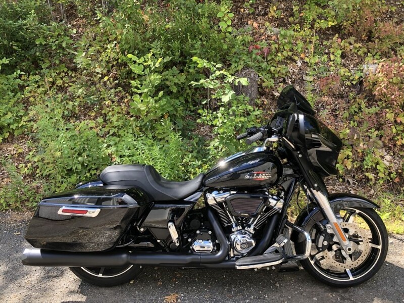 2024 Harley-Davidson® Street Glide® Vivid Black