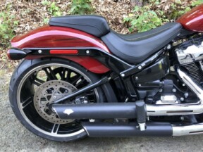 2020 Harley-Davidson® Breakout® 114 Stiletto Red thumb 1