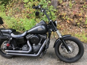 2014 Harley-Davidson® Street Bob® Black Denim thumb 2