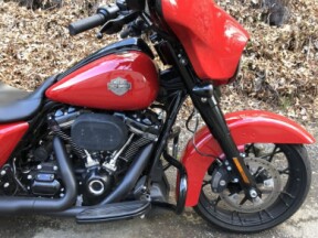 2022 Harley-Davidson® Street Glide® Special Redline Red - Black Finish thumb 2