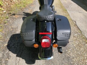 2023 Harley-Davidson® Heritage Classic Vivid Black thumb 0