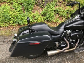 2017 Harley-Davidson® Road Glide® Special Black Denim thumb 1
