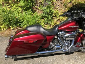 2017 Harley-Davidson® Street Glide® Special Velocity Red Sunglo thumb 1