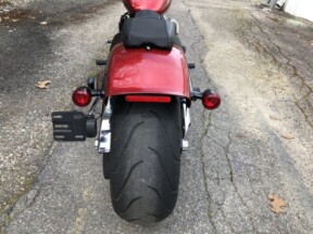 2019 Harley-Davidson® Breakout® 114 Wicked Red thumb 0