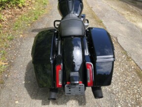 2024 Harley-Davidson® Street Glide® Vivid Black thumb 0