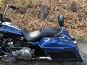 2022 Harley-Davidson® Road Glide® Special Reef Blue/Vivid Black - Black Finish thumb 3