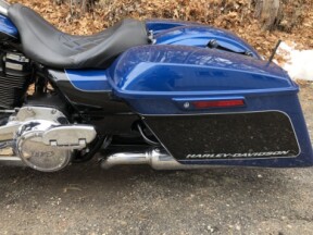 2022 Harley-Davidson® Road Glide® Special Reef Blue/Vivid Black thumb 3