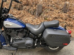 2023 Harley-Davidson® Heritage Classic Bright Billiard Blue/Billiard Gray thumb 3