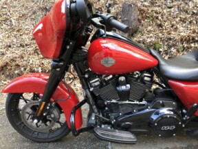 2022 Harley-Davidson® Street Glide® Special Redline Red - Black Finish thumb 3