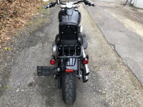 2018 Harley-Davidson® Softail Slim® Vivid Black thumb 0