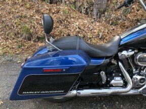 2022 Harley-Davidson® Road Glide® Special Reef Blue/Vivid Black - Black Finish thumb 1