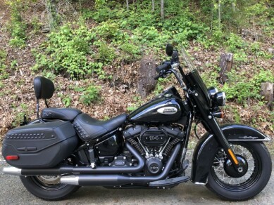 2023 Harley-Davidson® Heritage Classic Vivid Black