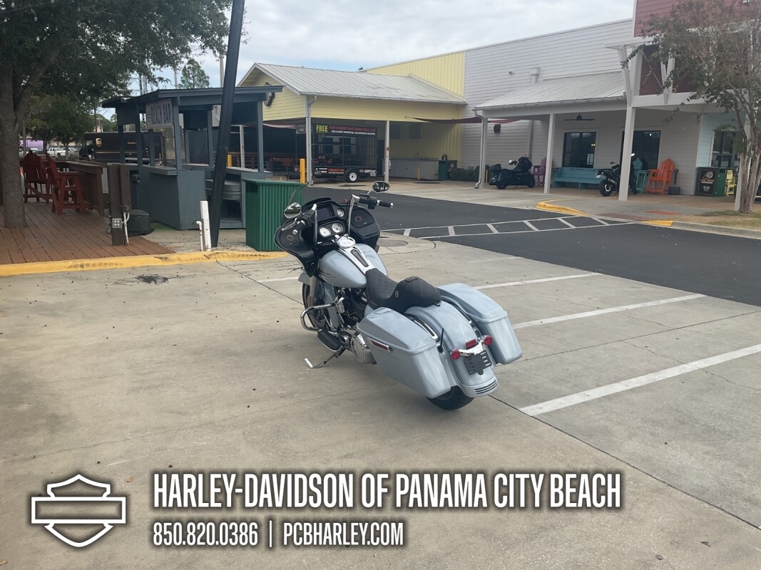 2023 Harley-Davidson Road Glide - Photo 4