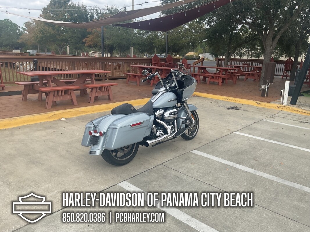 2023 Harley-Davidson Road Glide - Photo 2