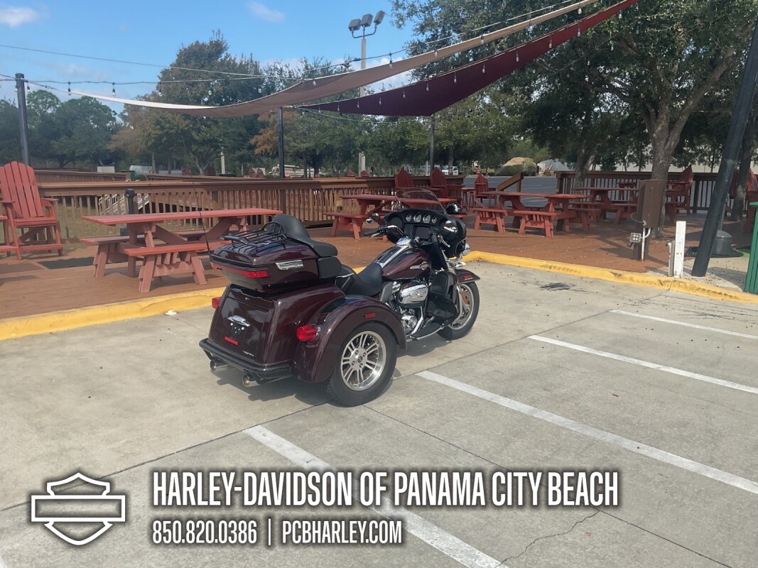 2022 Harley-Davidson Tri Glide Ultra - Photo 2