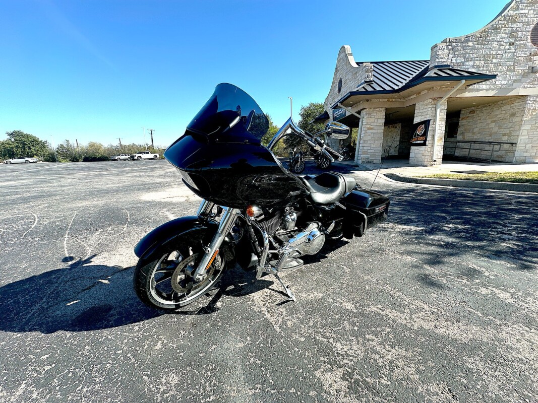 2023 Harley-Davidson Road Glide FLTRX - Photo 5