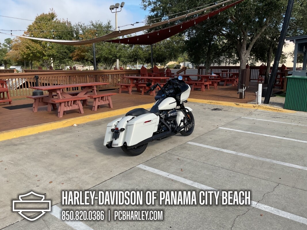 2018 Harley-Davidson Road Glide Special - Photo 2