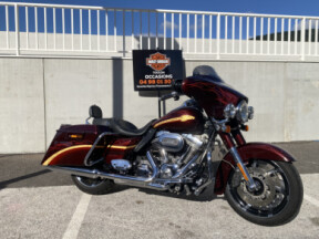 2010 Harley-Davidson® CVO™ Street Glide® thumb 0