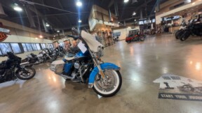 2021 Harley-Davidson® Electra Glide® Revival™ Hi-Fi Blue/Birch White thumb 1