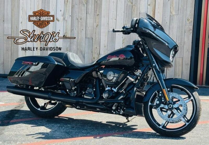 2024 Harley-Davidson® Street Glide® Vivid Black - Sturgis Edition