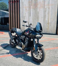 2025 Harley-Davidson® RA1250SE CVO™ Pan America® thumb 0