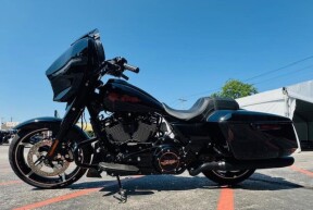 2024 Harley-Davidson® Street Glide® Vivid Black - Sturgis Edition thumb 1