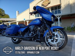 2026 Harley-Davidson® Street Glide® thumb 2