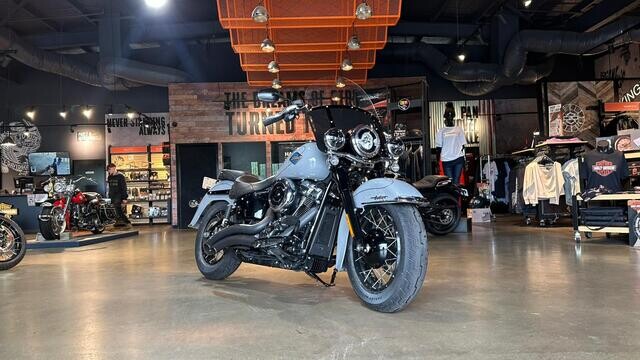 MY25 Harley-Davidson Softail Heritage Classic 117 w/ABS Cruise (FLHC) From $36,990