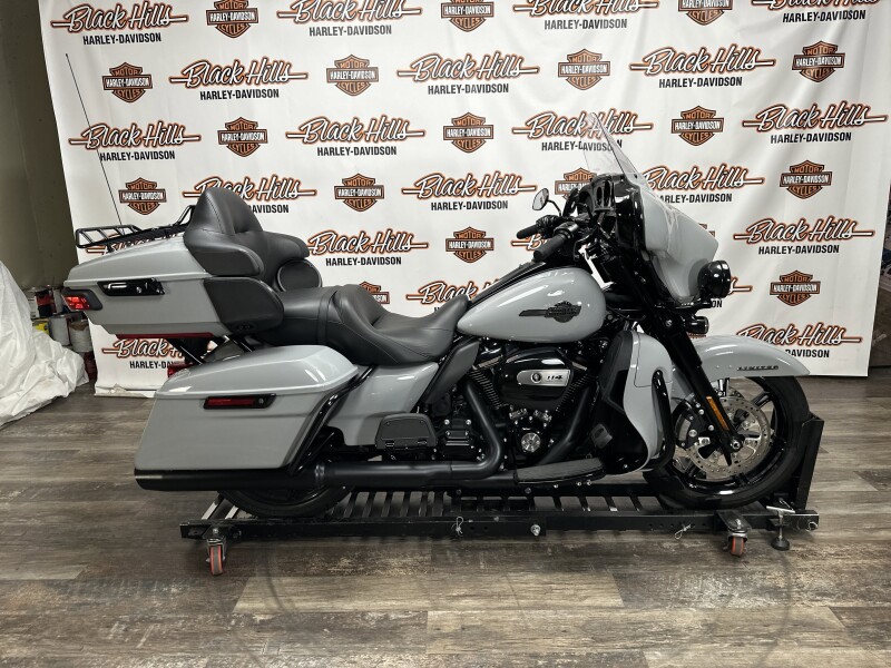 2024 Harley-Davidson® Ultra Limited Billiard Gray - Black Finish