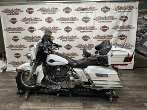 FLHTCUI 2006 Electra Glide® Ultra Classic® thumb 2