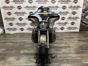 FLHTCUI 2004 Electra Glide® Ultra Classic® thumb 3