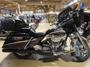 FLHTCUI 2006 Electra Glide® Ultra Classic® thumb 3