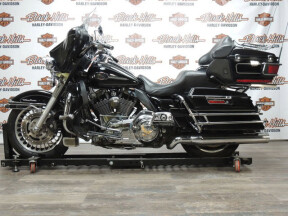 FLHTCU 2010 Electra Glide® Ultra Classic® thumb 2