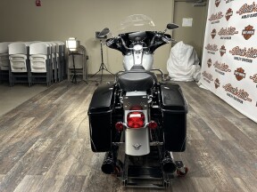 FLHRS 2004 Road King® Custom thumb 1